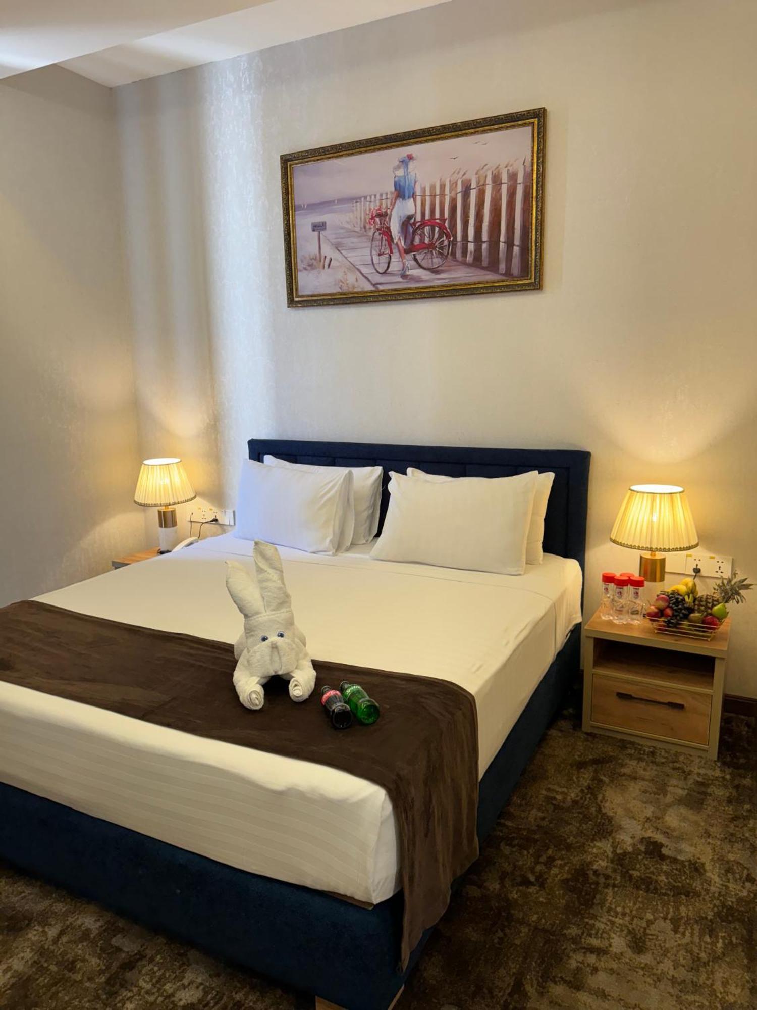 Garnet Mir Hotel Tasjkent Eksteriør bilde