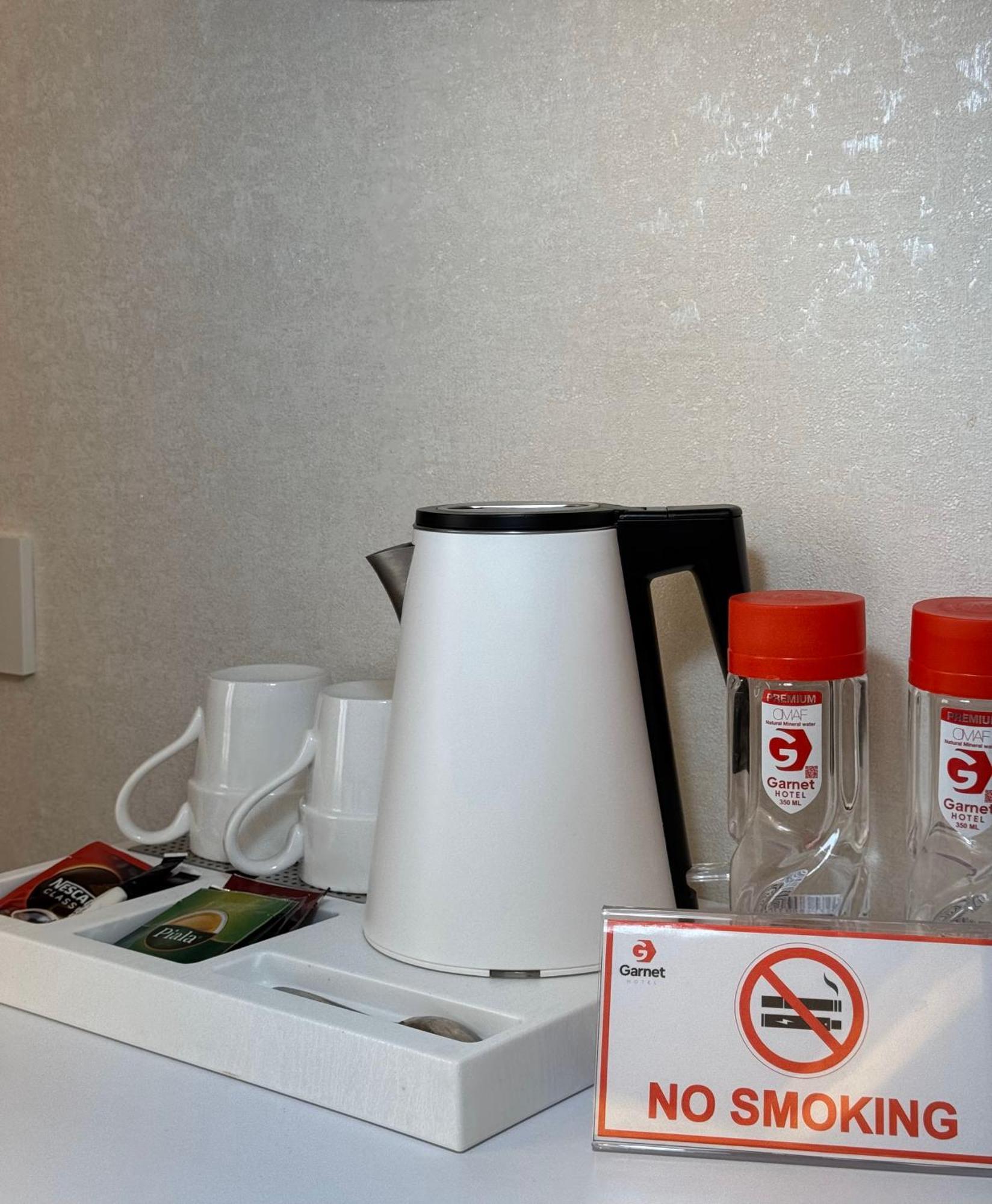 Garnet Mir Hotel Tasjkent Eksteriør bilde